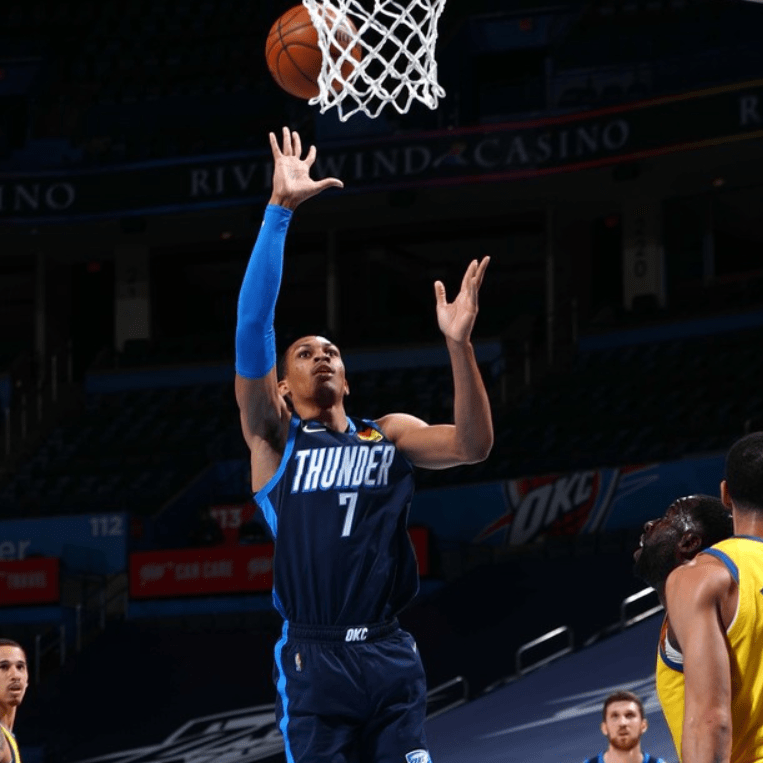 九游娱乐入口-穿越雷霆：女足球队历练之路