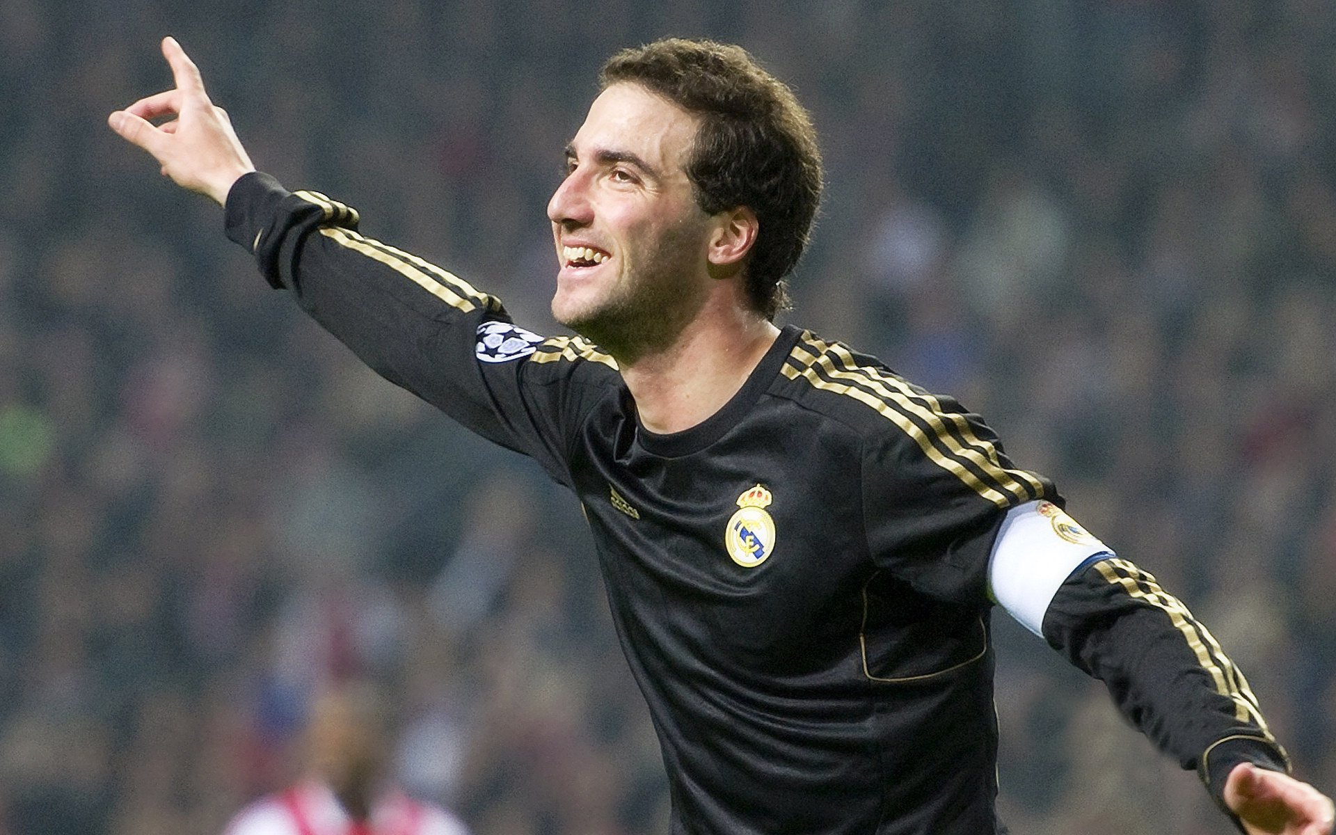 九游app下载-从加拉加斯到伊斯坦布尔，劳塔罗如何用一场决赛接管两个大陆的叙事